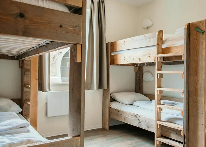 Hotel De Zeeuwse Kust (family only)